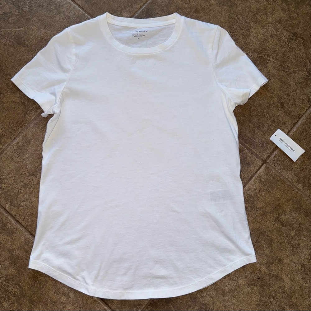 NWT - Banana Republic Supima Cotton T-Shirt